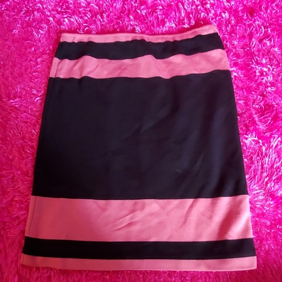 Mini Skirt - Picture 3 of 3